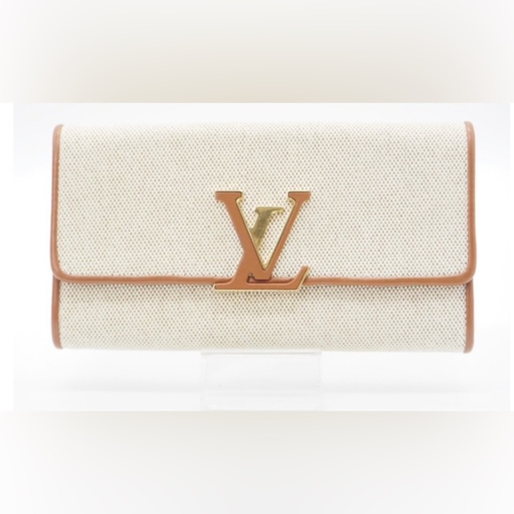 Louis Vuitton Handbags - Louis Vuitton Canvas Portefeuille Capucines Long Wallet!